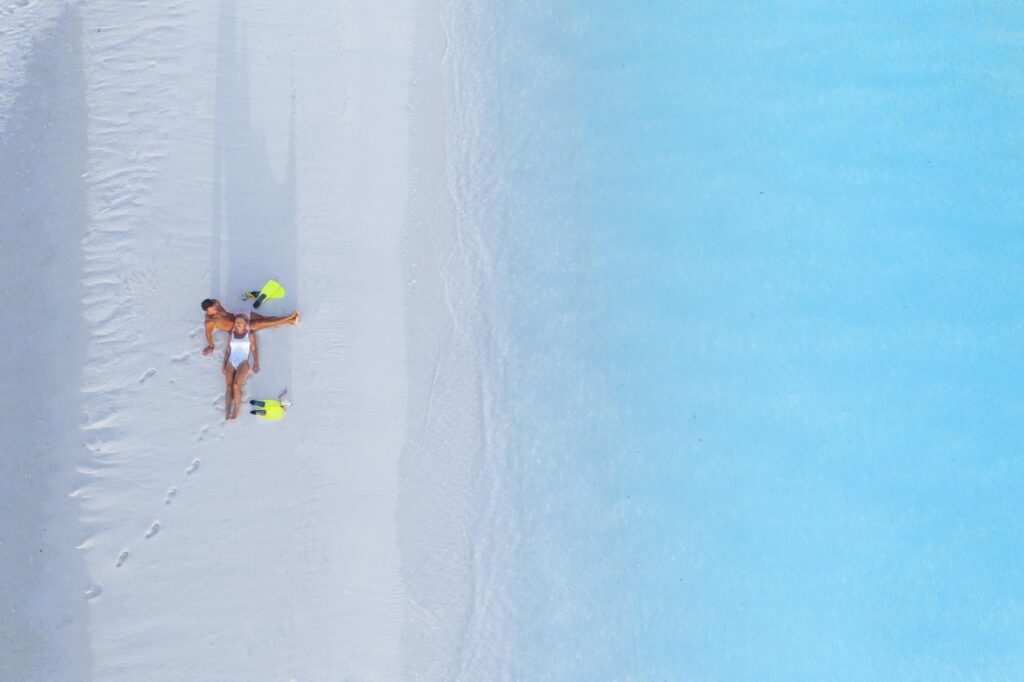 Romantic Getaway in Aitutaki: Couples Guide to Tai Roto Bay Beach Villas